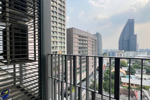 Studio in the Condo in Khlong Toei, Bangkok, Thailand  № 163343 - photo 10