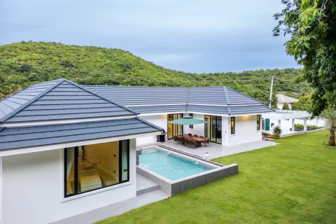 Villa in Hua Hin, Thailand 3 bedrooms № 163349