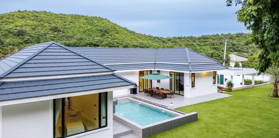 Villa in Hua Hin, Thailand 3 bedrooms № 163349