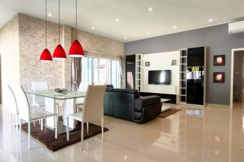 Villa in Pattaya, Thailand 4 bedrooms № 154509 - photo 3