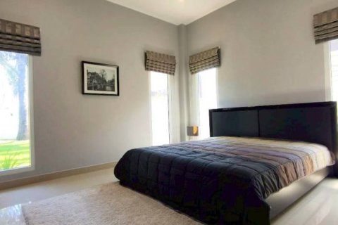 Villa in Pattaya, Thailand 4 bedrooms № 154509 - photo 10