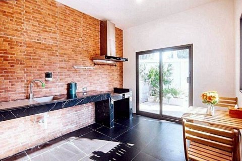 Villa in Bang Lamung, Thailand 5 bedrooms № 154513 - photo 6