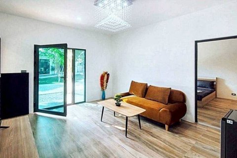 Villa in Bang Lamung, Thailand 5 bedrooms № 154513 - photo 9