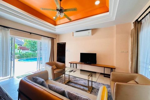 Villa in Rawai, Thailand 3 bedrooms № 154512 - photo 5