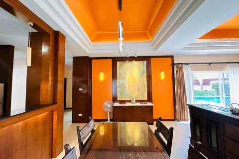 Villa in Rawai, Thailand 3 bedrooms № 154512 - photo 9