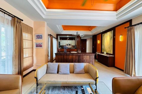 Villa in Rawai, Thailand 3 bedrooms № 154512 - photo 3