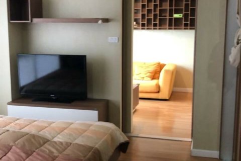 Condo à Khlong Toei, Bangkok, Thaïlande, 2 chambres  № 158346 - photo 9