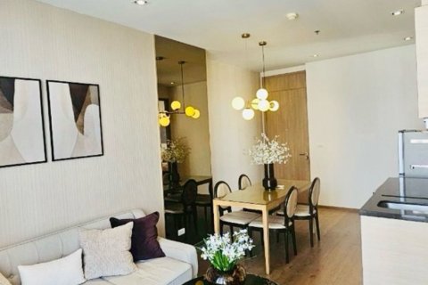 Condo à Khlong Toei, Bangkok, Thaïlande, 2 chambres  № 158351