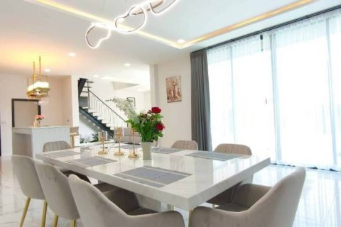 Villa in Sattahip, Thailand 3 bedrooms № 172737 - photo 7