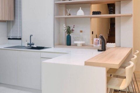 House in Bangkok, Thailand 3 bedrooms № 172734 - photo 8