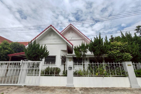 House in Chiang Mai, Thailand 3 bedrooms № 163291 - photo 3