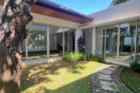 Villa in Phuket, Thailand 3 bedrooms № 163293 - photo 25