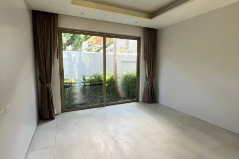 Villa in Phuket, Thailand 3 bedrooms № 163293 - photo 9