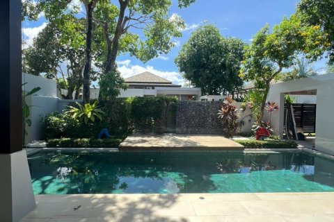 Villa in Phuket, Thailand 3 bedrooms № 163293 - photo 7