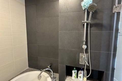 Кондоминиум с 2 спальнями в Клонг Тоэй, Бангкок, Таиланд № 138466 - фото 20