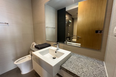 Кондоминиум с 2 спальнями в Клонг Тоэй, Бангкок, Таиланд № 138466 - фото 19