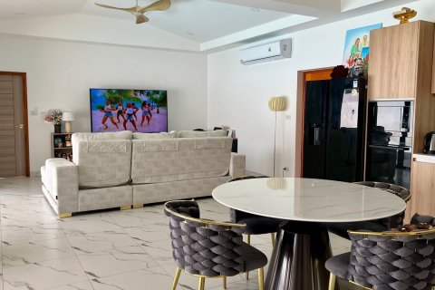 Penthouse in Ko Samui, Thailand 3 bedrooms № 175577 - photo 12