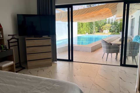 Penthouse in Ko Samui, Thailand 3 bedrooms № 175577 - photo 17