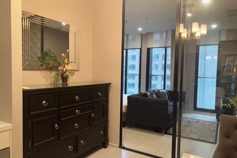 Studio in the Condo in Pathum Wan, Bangkok, Thailand  № 153013 - photo 2