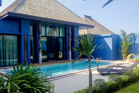 Chalet de 3 dormitorios en Bang Tao, Tailandia № 223325