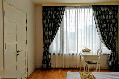 Condo in Bangkok, Thailand, 1 bedroom  № 143486 - photo 6