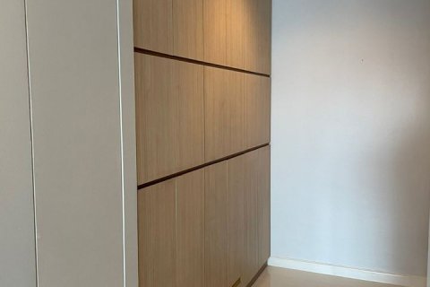 Condo à Phra Khanong, Bangkok, Thaïlande, 3 chambres  № 143482 - photo 10