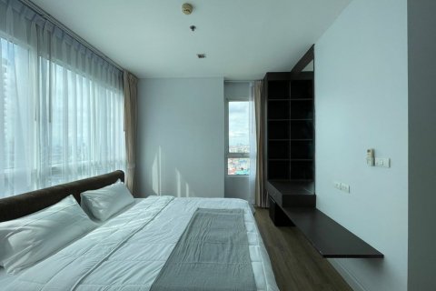 Condo à Phra Khanong, Bangkok, Thaïlande, 3 chambres  № 143482 - photo 4