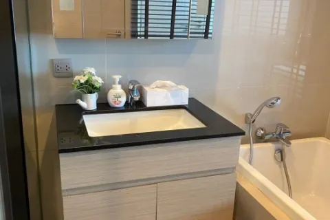 Eigentumswohnung in Watthana, Bangkok, Thailand, 1 Schlafzimmer  № 216802 - Foto 12