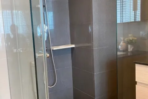 Eigentumswohnung in Watthana, Bangkok, Thailand, 1 Schlafzimmer  № 216802 - Foto 14