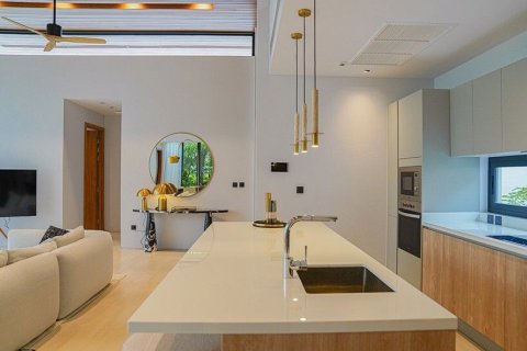 Villa à Phuket, Thaïlande 4 chambres № 158943 - photo 8