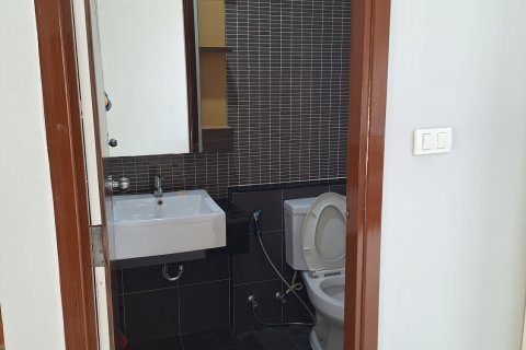 Townhouse à Suan Luang, Bangkok, Thaïlande 4 chambres № 158942 - photo 21