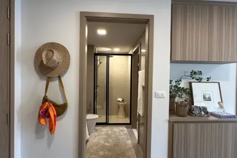Condo à Surin, Thaïlande, 1 chambre  № 157368 - photo 17