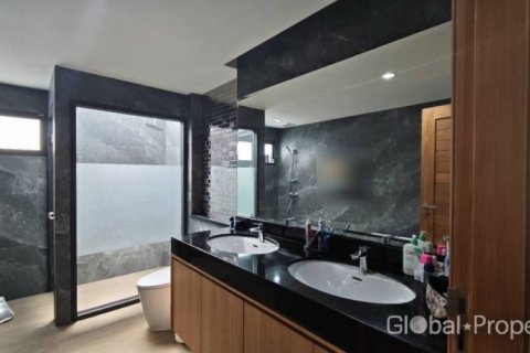 House in Pattaya, Thailand 3 bedrooms № 146568 - photo 13