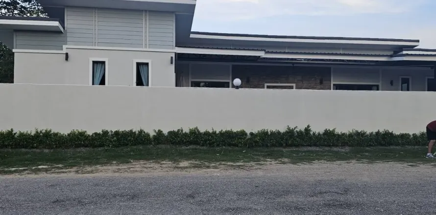 Maison à Hua Hin, Thaïlande 3 chambres № 148969