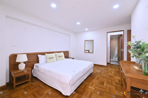 Apartment in Bangkok, Thailand 3 bedrooms № 190231 - photo 8