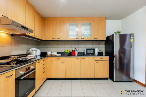 Apartment in Bangkok, Thailand 3 bedrooms № 190231 - photo 14