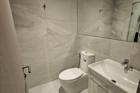 Студия в кондо в Ваттхане, Бангкок, Таиланд № 171939 - фото 7