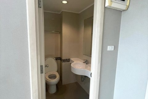 Кондоминиум с 2 спальнями в Ян Наве, Бангкок, Таиланд № 171936 - фото 5