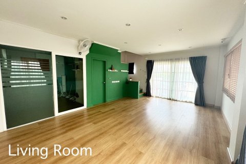 Дом в Самутпракане, Таиланд с 3 спальнями  № 171938 - фото 3