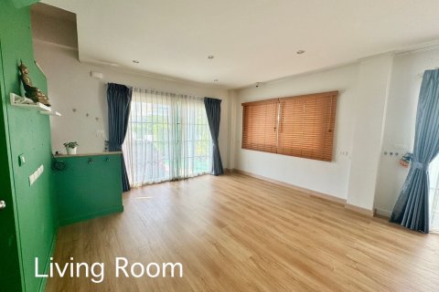 Дом в Самутпракане, Таиланд с 3 спальнями  № 171938 - фото 2