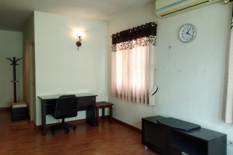 Duplex in Chiang Mai, Thailand 4 bedrooms № 171935 - photo 13