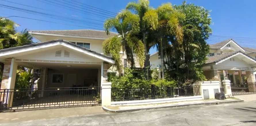 Duplex in Chiang Mai, Thailand 4 bedrooms № 171935