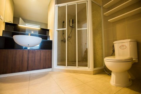 Кондоминиум с 1 спальней в Бангкоке, Таиланд № 114729 - фото 6