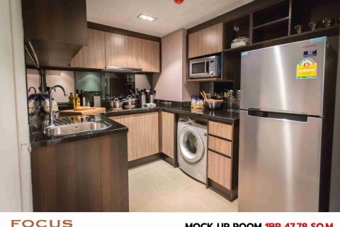 Condo in Bangkok, Thailand, 2 bedrooms № 183247 - photo 11