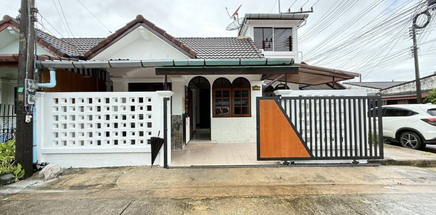 Townhouse in Phuket, Thailand 3 bedrooms № 156481