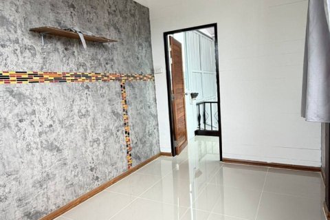 Townhouse in Phuket, Thailand 3 bedrooms № 156481 - photo 11