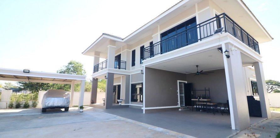 Maison à Udon Thani, Thaïlande 3 chambres № 156485