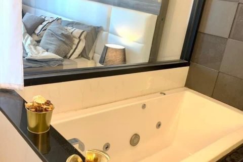 Кондоминиум с 3 спальнями в Хуай Кванге, Бангкок, Таиланд № 134008 - фото 15