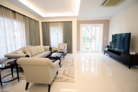 Condo in Suan Luang, Bangkok, Thailand, 4 bedrooms  № 134004 - photo 11