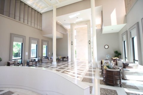 Condo in Suan Luang, Bangkok, Thailand, 4 bedrooms  № 134004 - photo 9